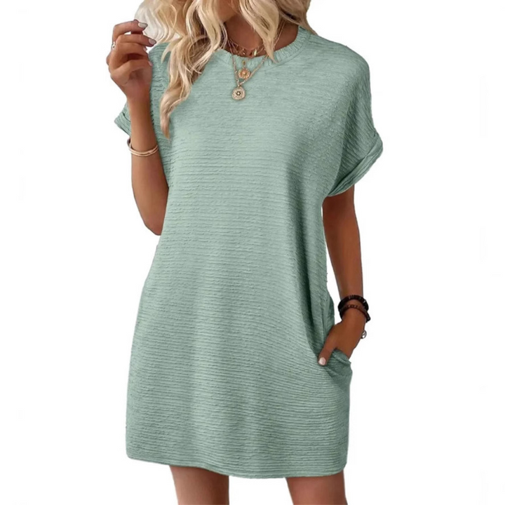 Evressa | Minimal Round Neck Dress